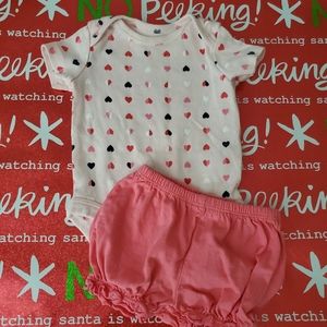 Carter's onesie outfit